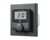 De Homematic IP thermostaat met 230V schakelende uitgang meet temperatuur en luchtvochtigheid en is geschikt voor inbouw in een inbouwdoos in de wand.